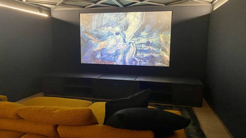Création d’une salle de cinéma privée luxueuse dans une maison d’architecte à Lyon